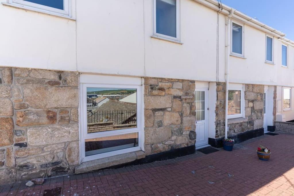 Charming 3 Bedroom Harbour Cottage With Parking Penzance Exterior foto